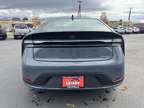 2026 Toyota Prius Plug-In Hybrid SE