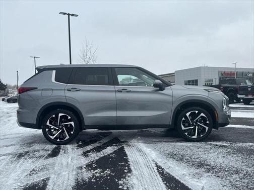 2024 Mitsubishi Outlander SE 2.5 S-AWC
