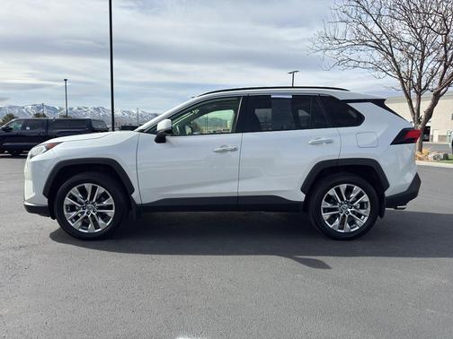 2020 Toyota RAV4 Limited