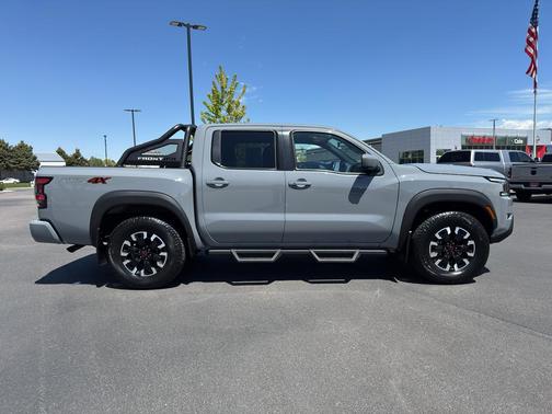 2022 Nissan Frontier PRO-4X