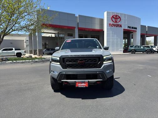 2022 Nissan Frontier PRO-4X