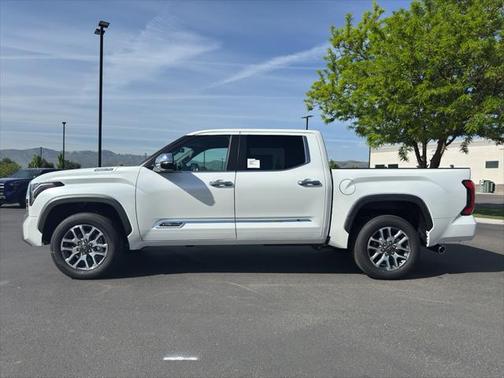2025 Toyota Tundra Hybrid 1794 Edition