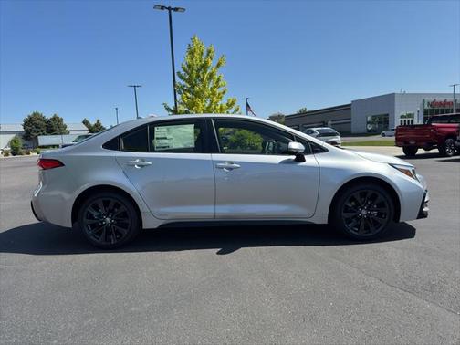 2025 Toyota Corolla Hybrid SE