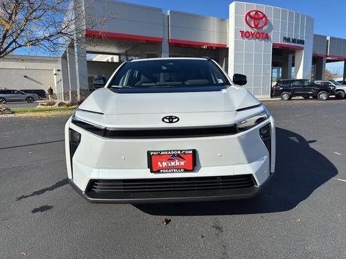 2026 Toyota bZ XLE Plus