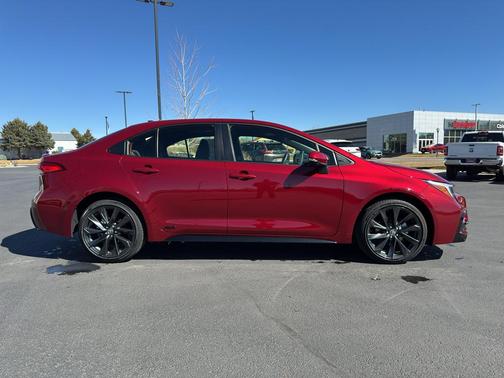 2025 Toyota Corolla Hybrid SE