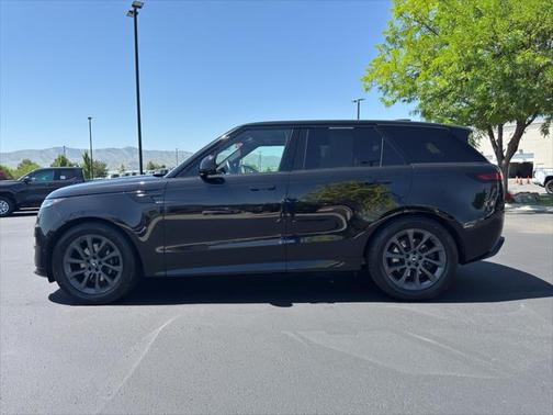 2024 Land Rover Range Rover Sport SE