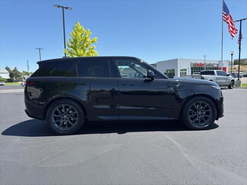 2024 Land Rover Range Rover Sport SE