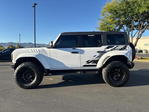Oxford White 2024 Ford Bronco Raptor