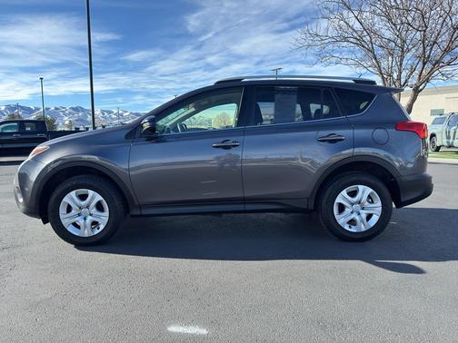 2014 Toyota RAV4 LE