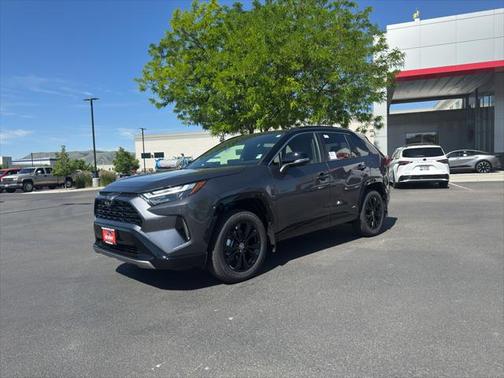 2025 Toyota RAV4 Hybrid SE