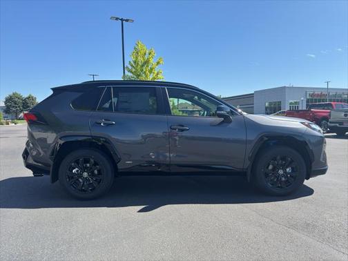 2025 Toyota RAV4 Hybrid SE