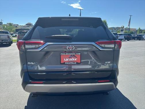 2025 Toyota RAV4 Hybrid SE