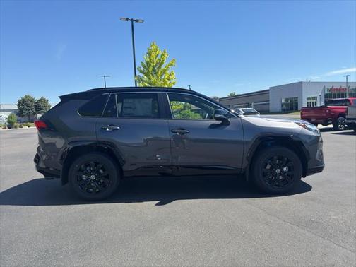 2025 Toyota RAV4 Hybrid SE