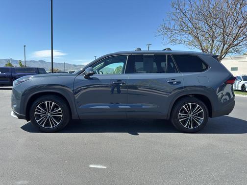 Storm Cloud 2026 Toyota Grand Highlander Hybrid Platinum MAX