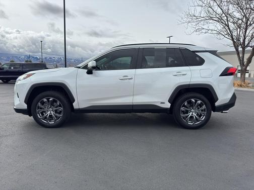 2023 Toyota RAV4 Hybrid XLE Premium
