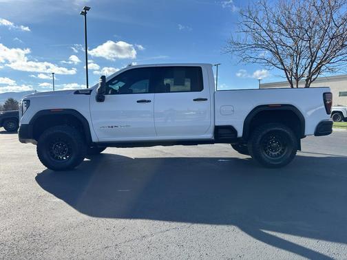 2024 GMC Sierra 2500 AT4X