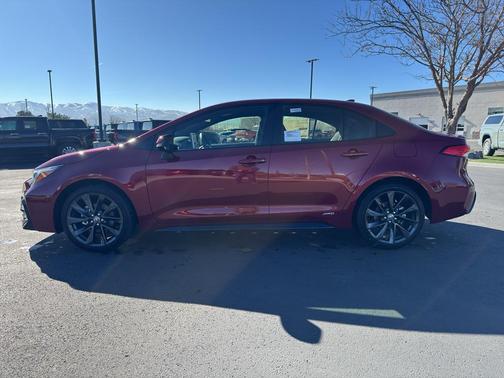 2026 Toyota Corolla Hybrid SE