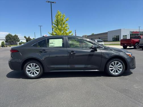 2025 Toyota Corolla Hybrid XLE