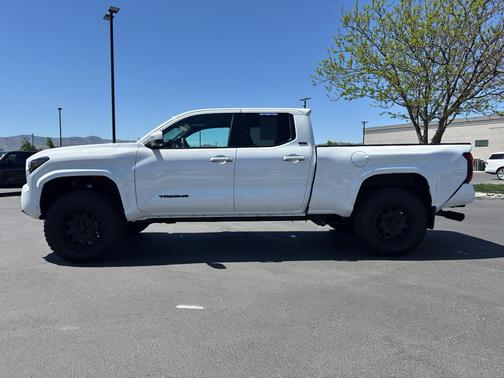 Ice Cap 2025 Toyota Tacoma SR5