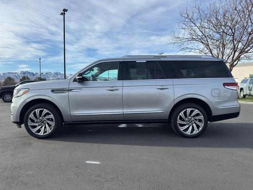 2024 Lincoln Navigator Premiere