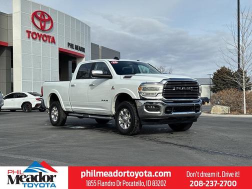 2022 RAM 2500 Laramie Crew Cab 4x4 6'4' Box