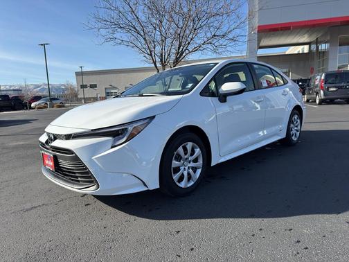 2026 Toyota Corolla Hybrid LE