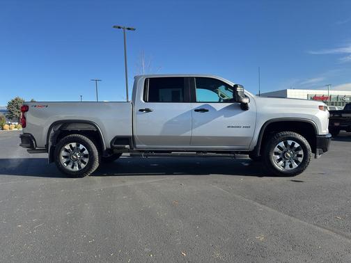 2023 Chevrolet Silverado 2500 Custom
