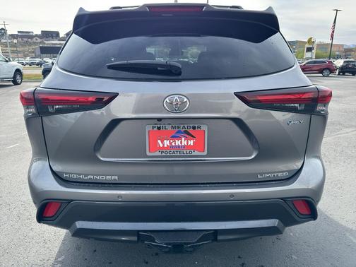 Heavy Metal 2026 Toyota Highlander Hybrid Limited