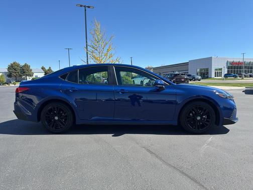 Reservoir Blue 2025 Toyota Camry SE