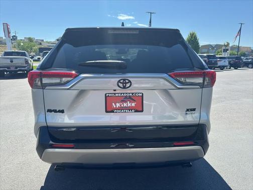 2025 Toyota RAV4 Hybrid SE