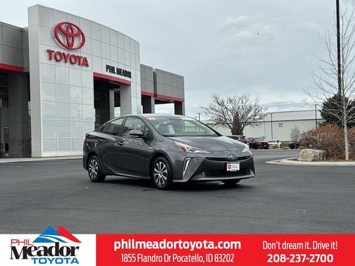 2022 Toyota Prius XLE