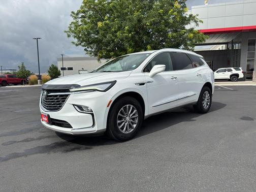 2022 Buick Enclave AWD Essence