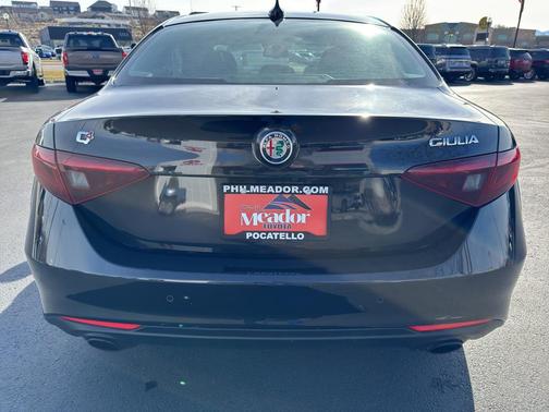 2023 Alfa Romeo Giulia Ti