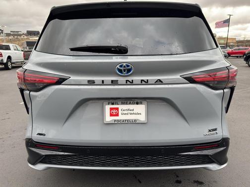 2024 Toyota Sienna XSE 7 Passenger