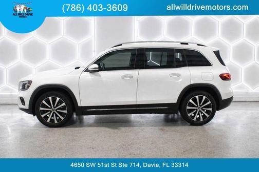 White 2020 Mercedes-Benz GLB 250 Base