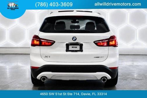 White 2022 BMW X1 sDrive28i