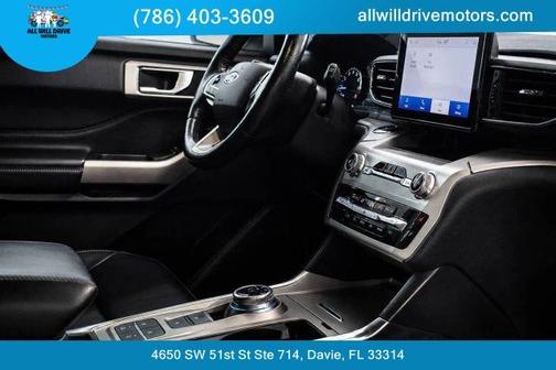 Gray 2022 Ford Explorer XLT
