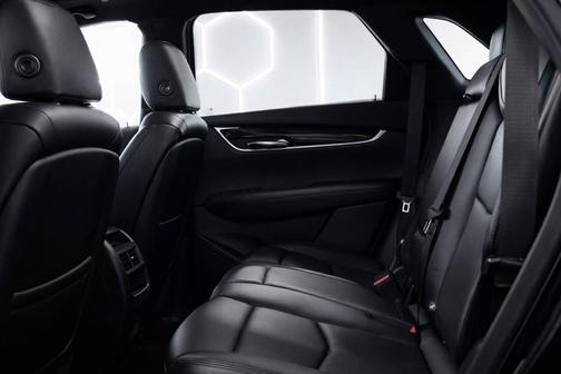 Stellar Black Metallic 2020 Cadillac XT5 Premium Luxury
