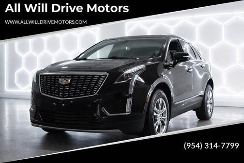 Stellar Black Metallic 2020 Cadillac XT5 Premium Luxury