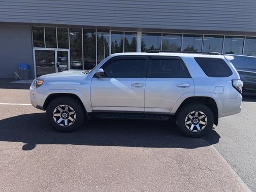 2021 Toyota 4Runner TRD OFF ROAD