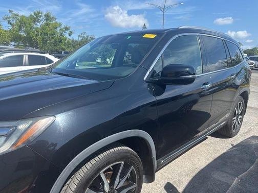 Black 2019 Honda Pilot Touring 8-Passenger