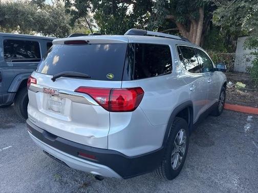 2019 GMC Acadia SLE-2