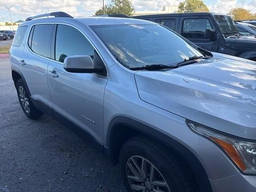 2019 GMC Acadia SLE-2