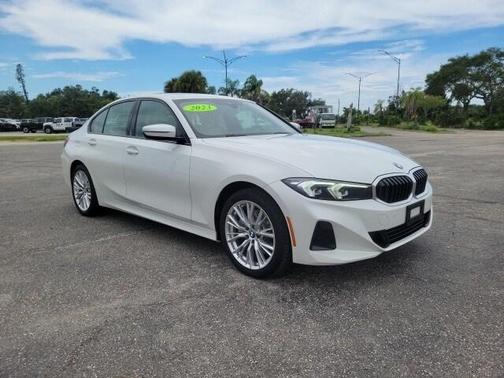 2023 BMW 330 i xDrive