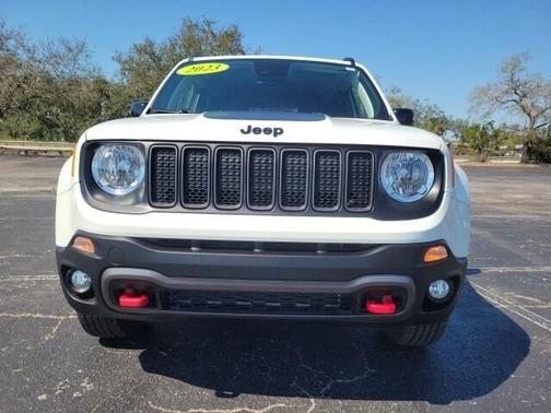 2023 Jeep Renegade Trailhawk