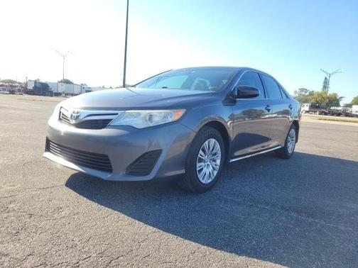 2014 Toyota Camry LE