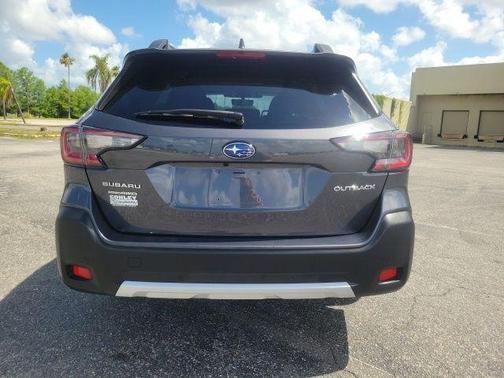 Magnetite Gray Metallic 2023 Subaru Outback Limited