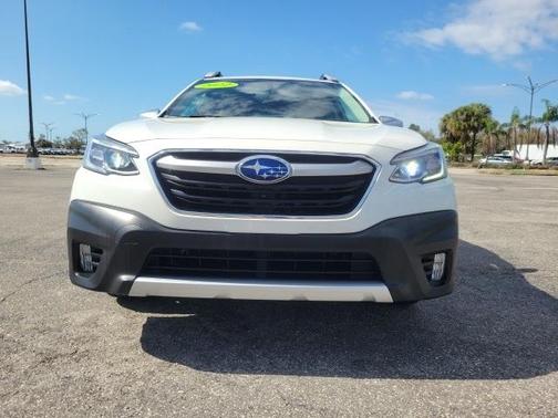 2022 Subaru Outback Touring