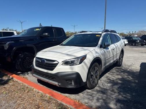 2022 Subaru Outback Touring