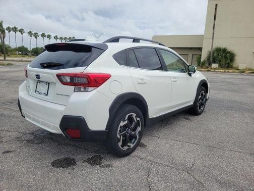 Crystal White Pearl 2023 Subaru Crosstrek Limited